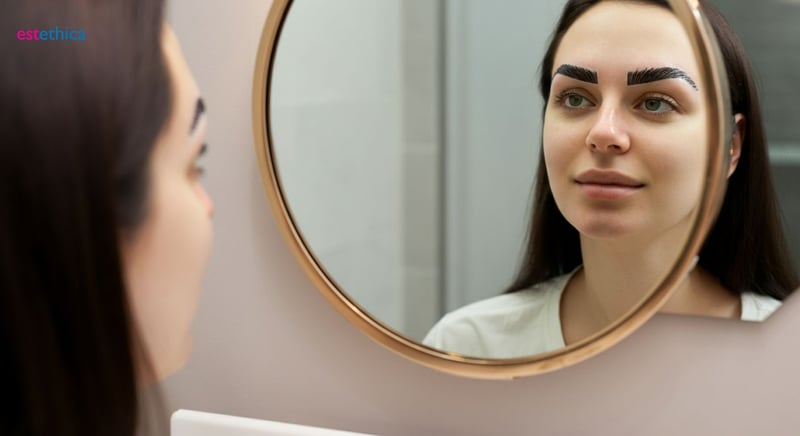 تجميل الحواجب بالزراعة: خطوات بسيطة للحصول على حواجب مثالية