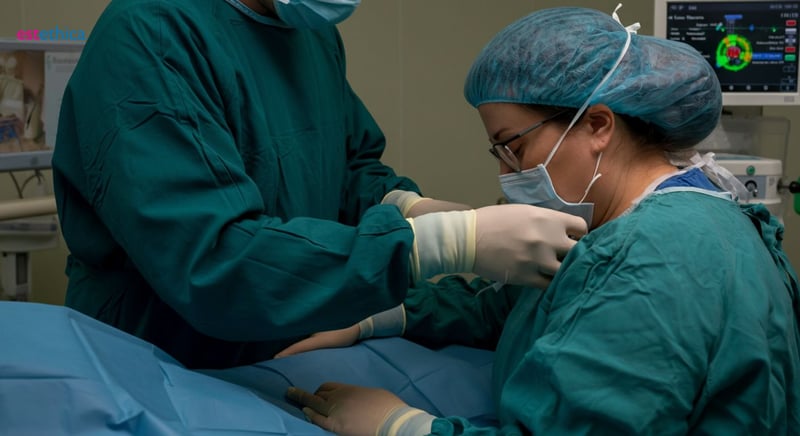 Bariatrische Chirurgie: Überblick über Gewichtsverlust und mehr