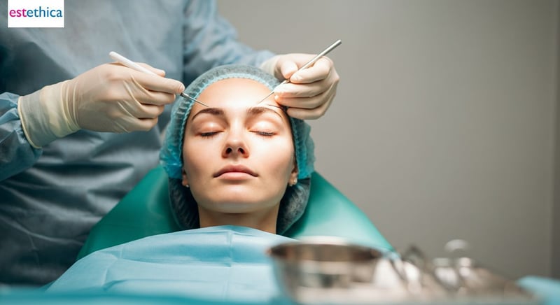 Chirurgie des paupières : étapes et procédures
