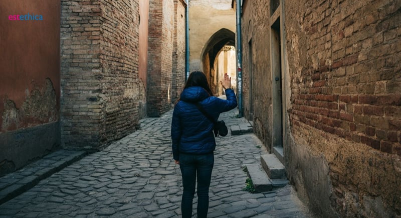 Arta de a saluta corect în limba română