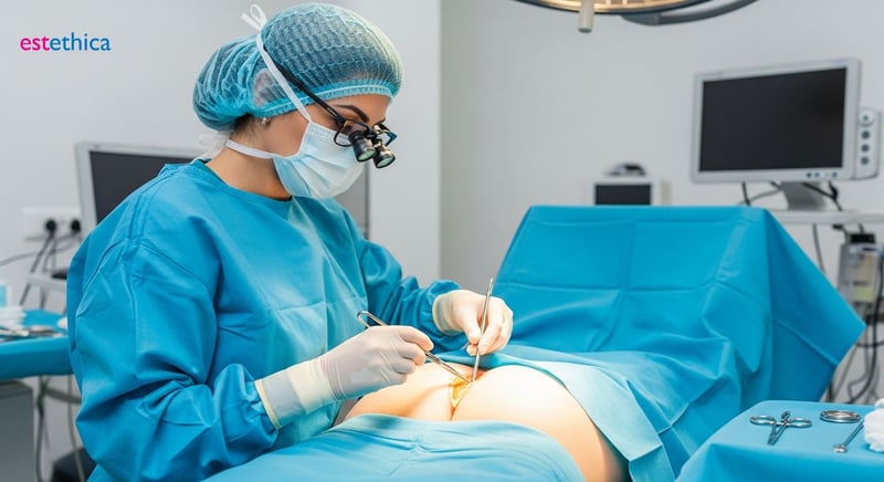 Fetttransfer Povergrößerung: Natürliche Formung mit Eigenfett