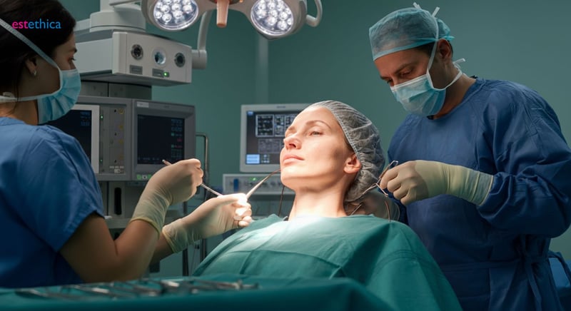 Recuperare lifting facial: sfaturi pentru vindecare rapidă