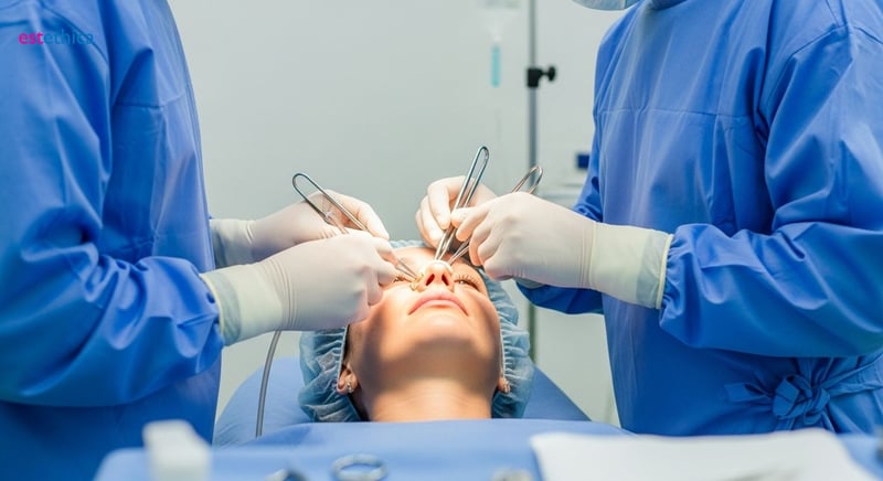 Rinoplastie sau septoplastie: Alege intervenția potrivită