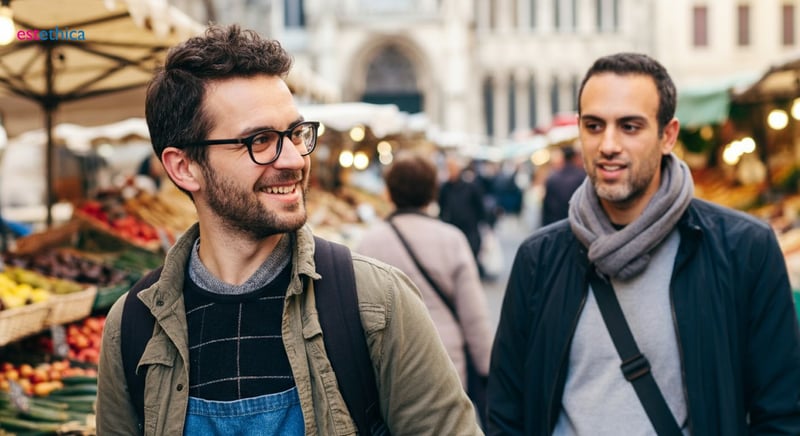 Salutations formelles vs. informelles: Choisir le bon 'Bonjour'